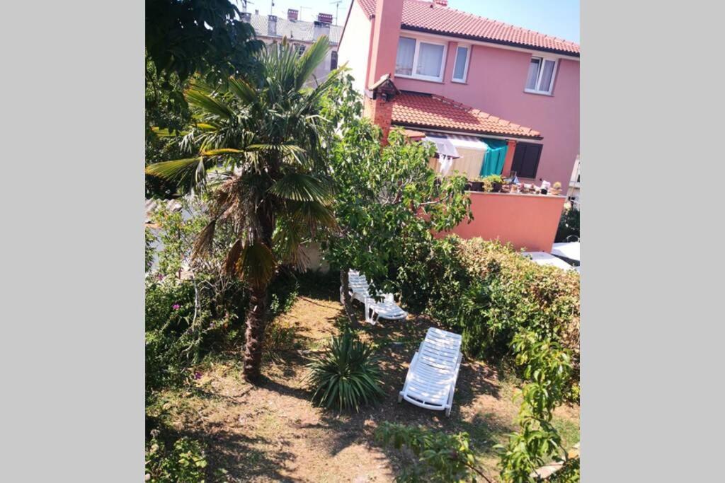 Casa Di Nonna Pina, Kuca U Blizini Arene Apartment Pula Exterior photo